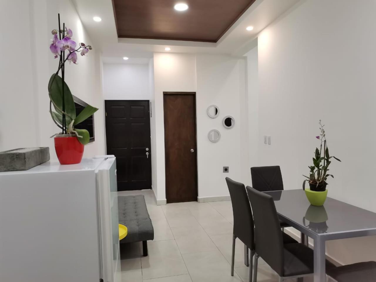 935 Lodge San Jose Экстерьер фото
